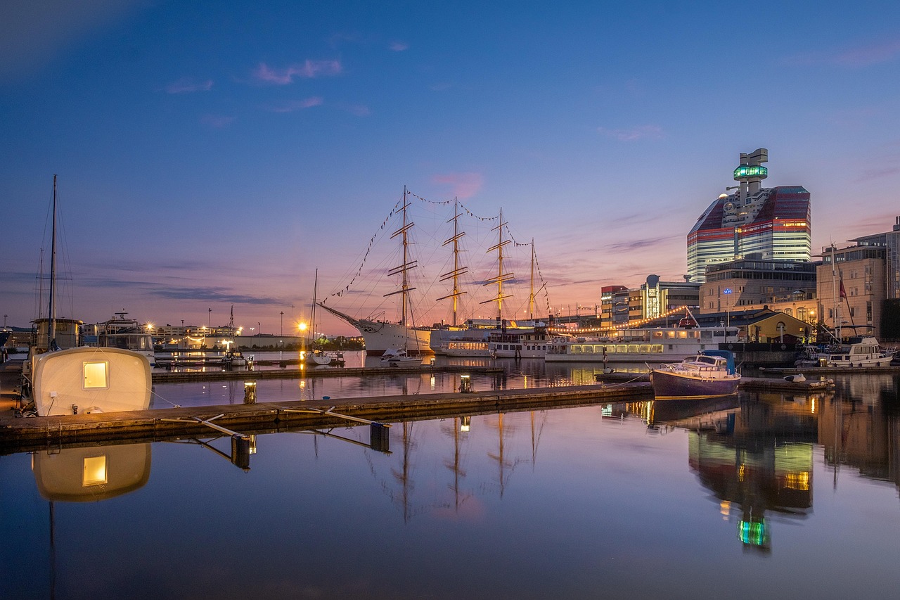 little boom, gothenburg, sea, port, water, solar, sweden, boat, ships, sailboat, houseboat, nature, lifestyle